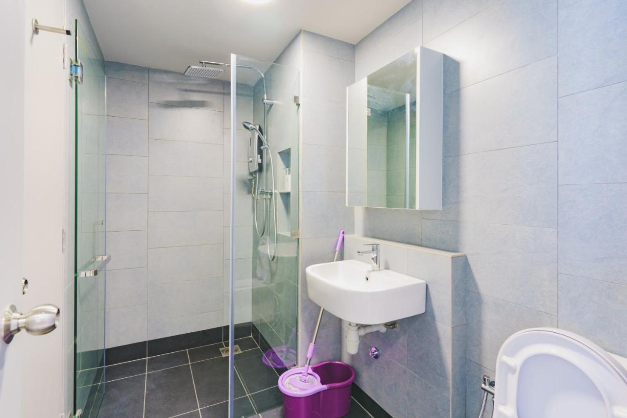Full Seaview 2R1B Condo For 6Pax In Kota Kinabalu Exteriör bild